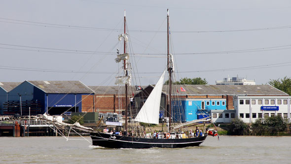 Thames Tall Ships 2014 - Photo: © Ian Boyle, 9th September 2014 - www.simplonpc.co.uk