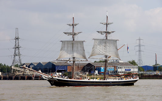 Thames Tall Ships 2014 - Photo: © Ian Boyle, 9th September 2014 - www.simplonpc.co.uk