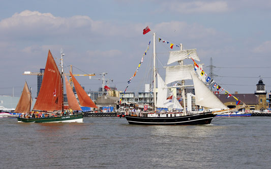 Thames Tall Ships 2014 - Photo: © Ian Boyle, 9th September 2014 - www.simplonpc.co.uk