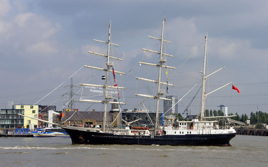 Thames Tall Ships 2014 - Photo: © Ian Boyle, 9th September 2014 - www.simplonpc.co.uk