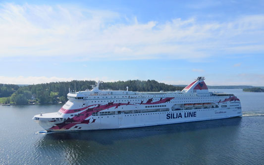 BALTIC PRINCESS - Tallink - Photo:  Ian Boyle, 31st May 2013 - www.simplonpc.co.uk