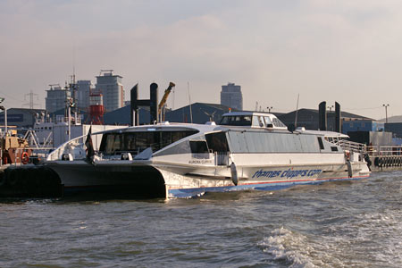 Aurora Clipper - Thames Clippers -  Photo: ©2008 Ian Boyle - www.simplonpc.co.uk