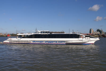 Cyclone Clipper - Thames Clippers - www.simplonpc.co.uk -  Photo: © 2007 Ian Boyle