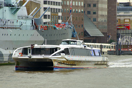 Hurricane Clipper - Thames Clippers -  Photo: © Ian Boyle - www.simplonpc.co.uk