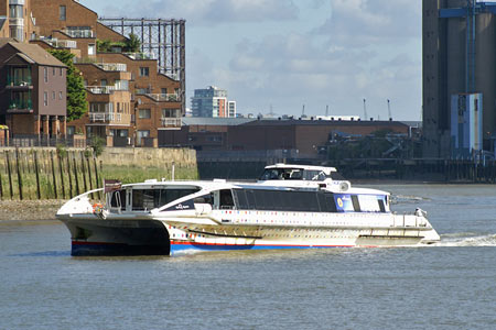 Hurricane Clipper - Thames Clippers -  Photo: © Ian Boyle - www.simplonpc.co.uk