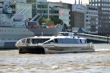 Hurricane Clipper - Thames Clippers -  Photo: © Ian Boyle - www.simplonpc.co.uk