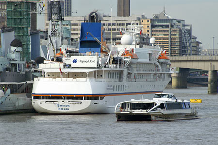 Hurricane Clipper - Thames Clippers -  Photo: © Ian Boyle - www.simplonpc.co.uk