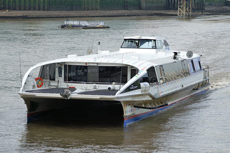 Hurricane Clipper - Thames Clippers -  Photo: © Ian Boyle - www.simplonpc.co.uk