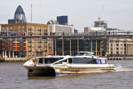 Hurricane Clipper - Thames Clippers -  Photo: © Ian Boyle - www.simplonpc.co.uk