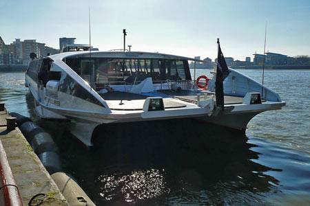 Meteor Clipper - Thames Clippers -  Photo: ©2008 Ian Boyle - www.simplonpc.co.uk