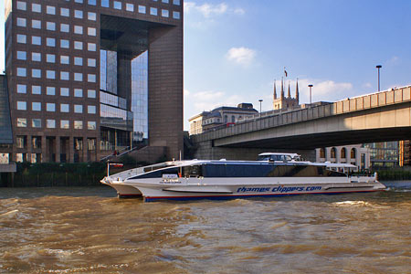 Meteor Clipper - Thames Clippers -  Photo: ©2008 Ian Boyle - www.simplonpc.co.uk