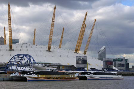 Monsoon Clipper - Thames Clippers - www.simplonpc.co.uk -  Photo: © 2007 Ian Boyle