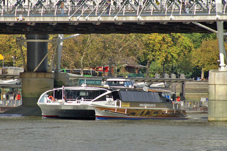 Monsoon Clipper - Thames Clippers - www.simplonpc.co.uk -  Photo: © 2007 Ian Boyle