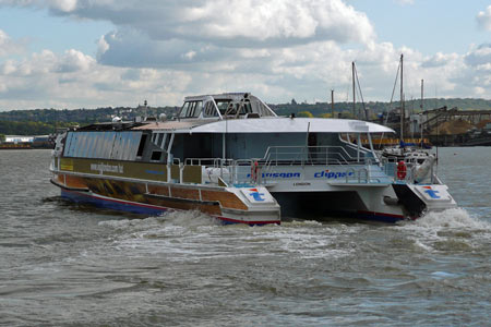 Monsoon Clipper - Thames Clippers - www.simplonpc.co.uk -  Photo: © 2007 Ian Boyle