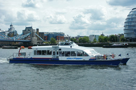 Sky Clipper - Thames Clippers -  Photo: © Ian Boyle - www.simplonpc.co.uk