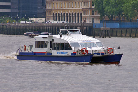 Sky Clipper - Thames Clippers -  Photo: © Ian Boyle - www.simplonpc.co.uk