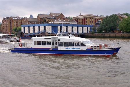 Sky Clipper - Thames Clippers -  Photo: © Ian Boyle - www.simplonpc.co.uk