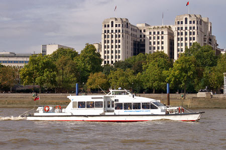 Sky Clipper - Thames Clippers -  Photo: © Ian Boyle - www.simplonpc.co.uk