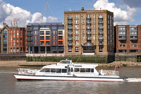 Star Clipper - Thames Clippers -  Photo: © Ian Boyle - www.simplonpc.co.uk