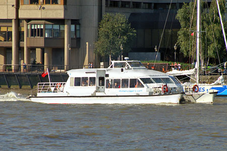 Storm Clipper - Thames Clippers -  Photo: © Ian Boyle - www.simplonpc.co.uk