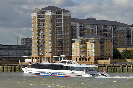 Tornado Clipper - Thames Clippers -  Photo: ©2007 Ian Boyle - www.simplonpc.co.uk