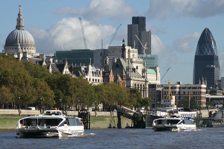 Typhoon Clipper - Thames Clippers - www.simplonpc.co.uk -  Photo: © 2007 Ian Boyle