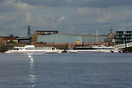 Cyclone Clipper - Thames Clippers - www.simplonpc.co.uk -  Photo: © 2007 Ian Boyle