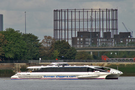 Typhoon Clipper - Thames Clippers - www.simplonpc.co.uk -  Photo: © 2007 Ian Boyle