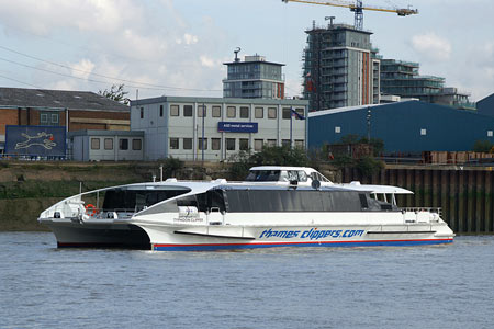 Typhoon Clipper - Thames Clippers - www.simplonpc.co.uk -  Photo: © 2007 Ian Boyle