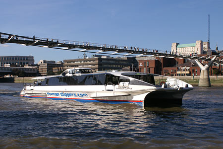 Typhoon Clipper - Thames Clippers - www.simplonpc.co.uk -  Photo: © 2007 Ian Boyle