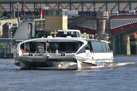 Typhoon Clipper - Thames Clippers - www.simplonpc.co.uk -  Photo: © 2007 Ian Boyle