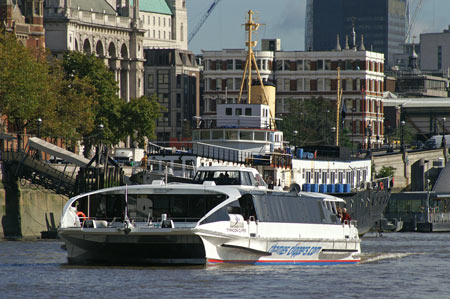 Typhoon Clipper - Thames Clippers - www.simplonpc.co.uk -  Photo: © 2007 Ian Boyle