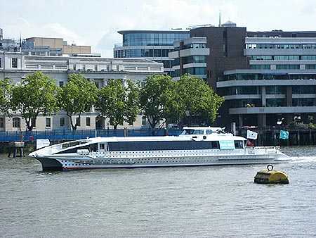 Hurricane Clipper - Thames Clippers -  Photo: © Ian Boyle - www.simplonpc.co.uk