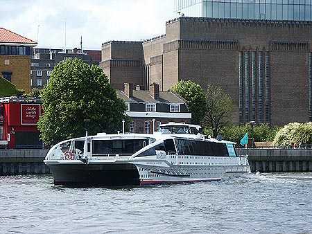 Hurricane Clipper - Thames Clippers -  Photo: © Ian Boyle - www.simplonpc.co.uk