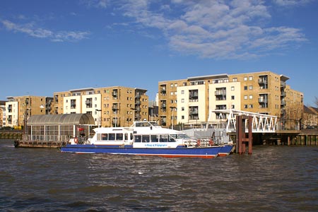 Sky Clipper - Thames Clippers -  Photo: © Ian Boyle - www.simplonpc.co.uk