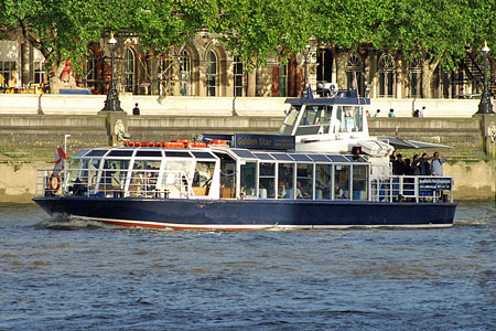 Golden Star - Capital Pleasure Boats -  Photo: © Ian Boyle - www.simplonpc.co.uk