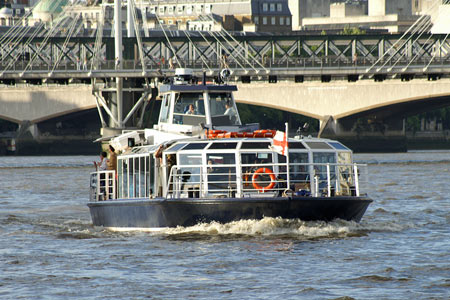 Golden Star - Capital Pleasure Boats -  Photo: © Ian Boyle - www.simplonpc.co.uk