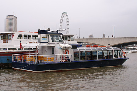 Golden Star - Capital Pleasure Boats -  Photo: © Ian Boyle - www.simplonpc.co.uk