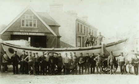 Southend Lifeboat - The Theodore and Herbert - RNLI - www.simplonpc.co.uk