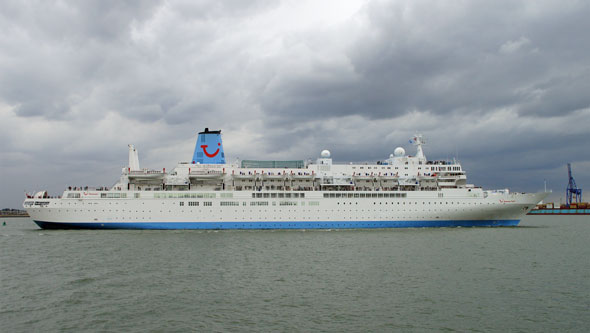 THOMSON SPIRIT - www.simplonpc.co.uk - Photo: © Ian Boyle, 12th September 2012