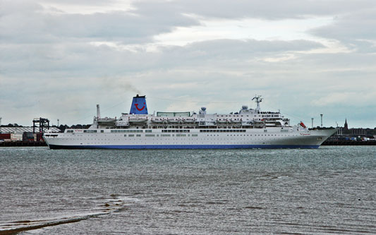 THOMSON SPIRIT - www.simplonpc.co.uk - Photo: © Ian Boyle, 12th September 2012