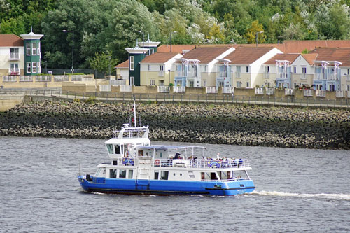 Thompson Celebration Cruise - Photo: ©2017 Ian Boyle - www.simplonpc.co.uk