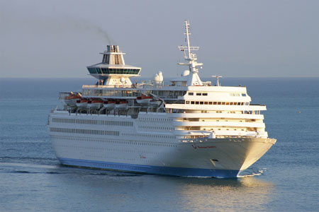 Thomson Destiny - Photo:  Ian Boyle, 24th August 2009