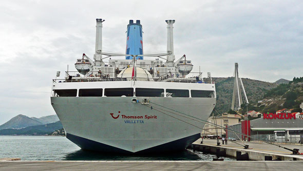 THOMSON SPIRIT - www.simplonpc.co.uk - Photo: Ian Boyle, 13th October 2010