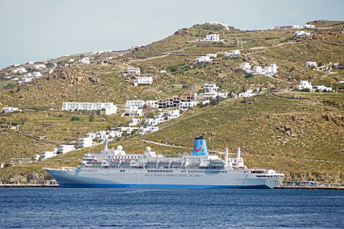 Thompson Spirit Cruise - Mykonos - Photo: ©2015 Ian Boyle - www.simplonpc.co.uk