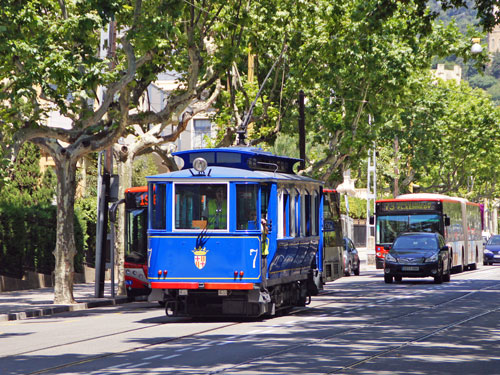 Barcelona - Tramvia Blau - Photo: © Ian Boyle, 7th July 2013 - www.simplompc.co.uk - Simplon Postcards