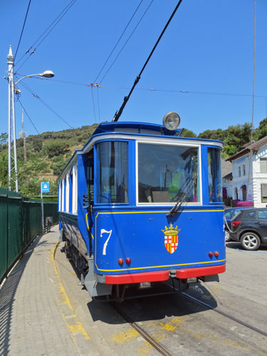 Barcelona - Tramvia Blau - Photo: © Ian Boyle, 7th July 2013 - www.simplompc.co.uk - Simplon Postcards