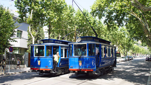 Barcelona - Tramvia Blau - Photo: © Ian Boyle, 7th July 2013 - www.simplompc.co.uk - Simplon Postcards