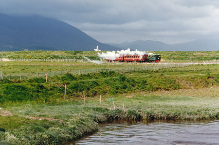 Tralee & Dingle Light Railway - Photo: ©1an Boyle - www.simplompc.co.uk - Simplon Postcards