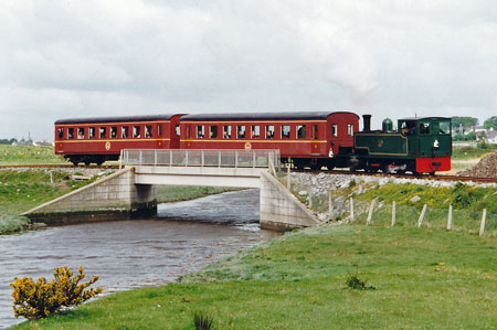 Tralee & Dingle Light Railway - Photo: ©1an Boyle - www.simplompc.co.uk - Simplon Postcards